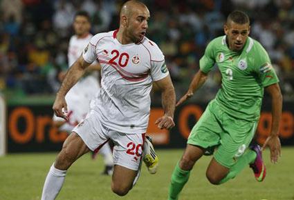 هل يصبح أيمن عبد النور أول لاعب عربي في تاريخ برشلونة؟